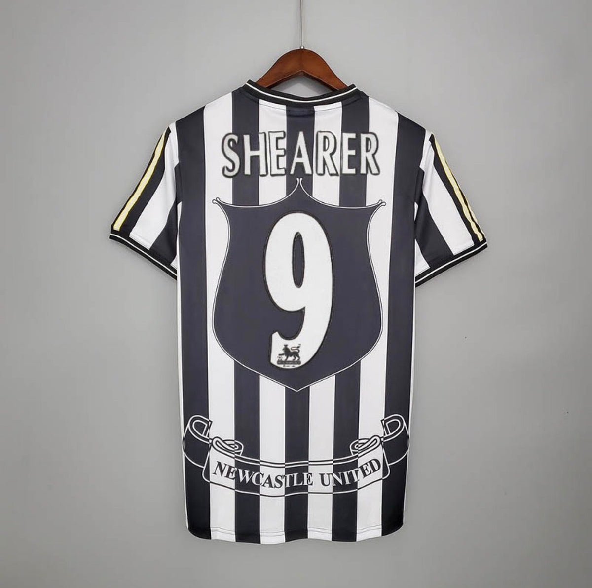 NEWCASTLE HOME 97/99 MAN (RETRO)