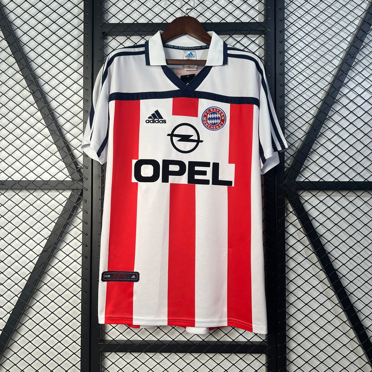 BAYERN MUNICH II 00/02 MAN (RETRO)