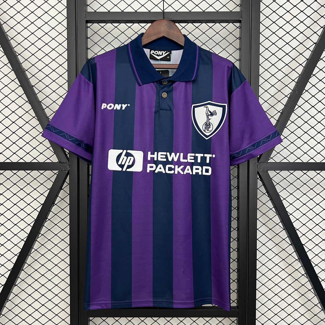 TOTTENHAM L 95/97 MAN (RETRO)