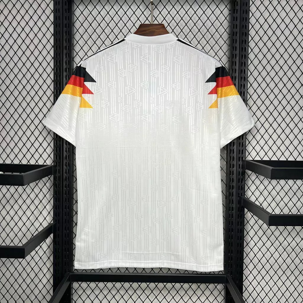 GERMANY HOME 1990 MAN (RETRO)