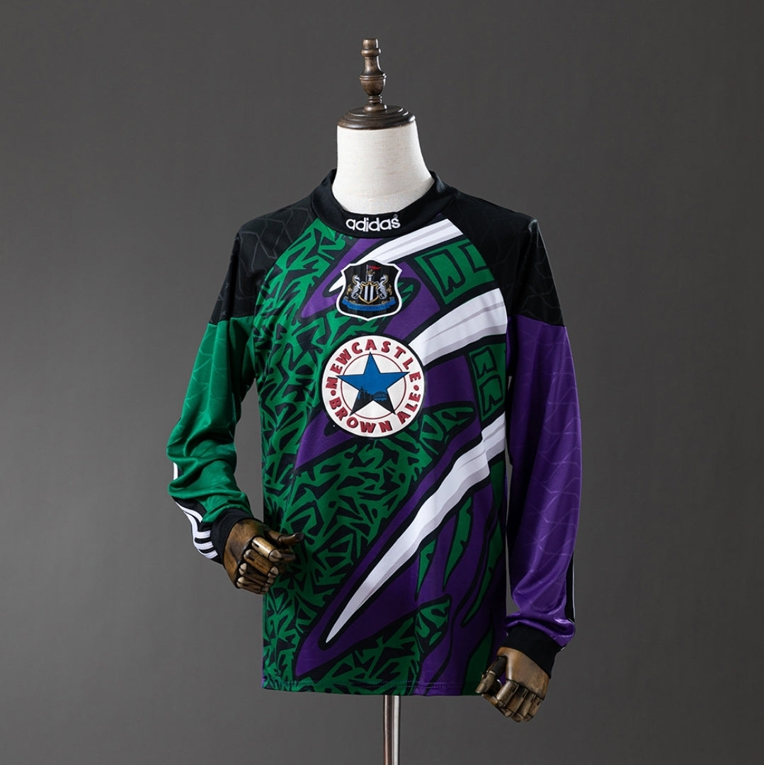 NEWCASTLE 95/96 GOALKEEPER MAN (RETRO)