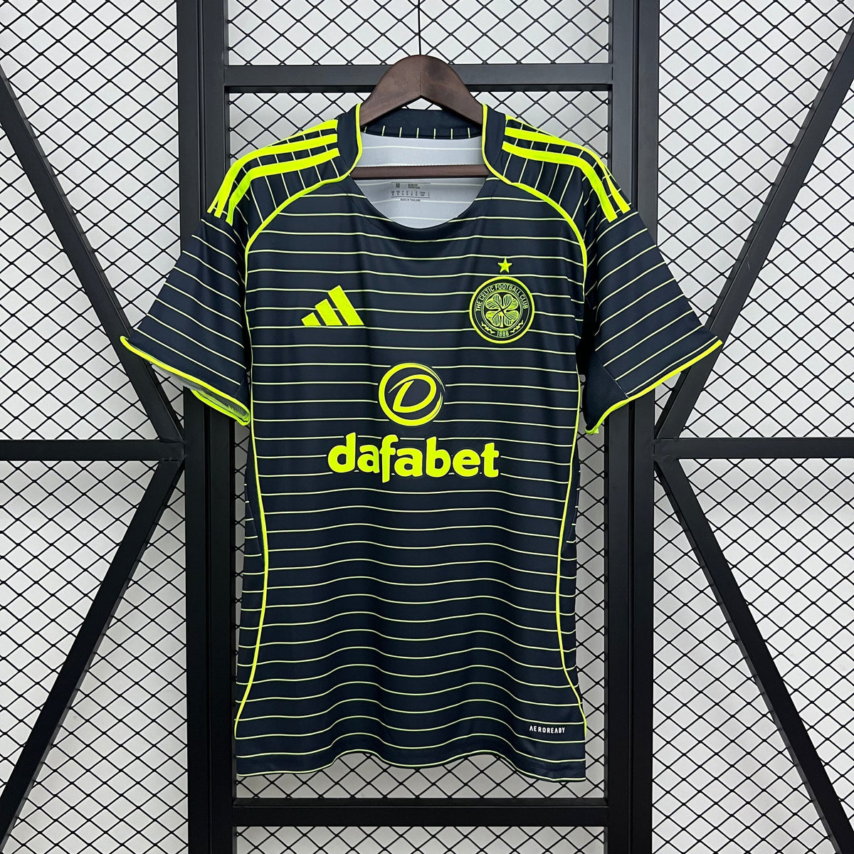 CELTIC AWAY 25/26 MAN